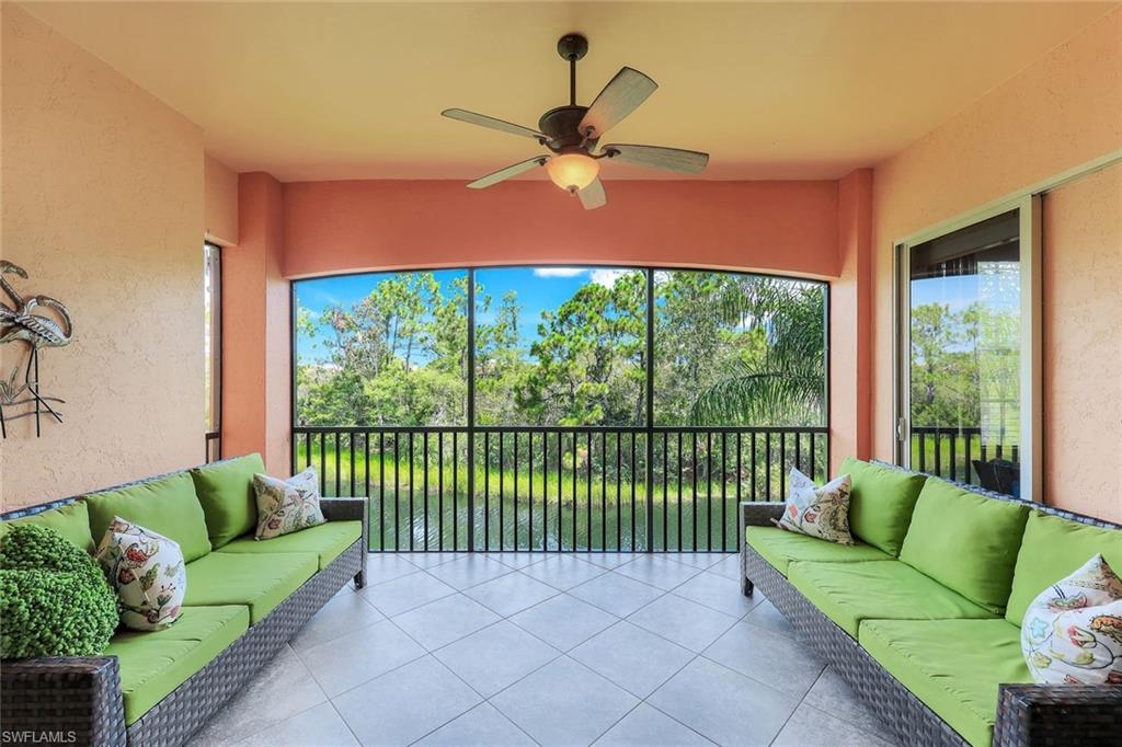 8721 Piazza Del Lago CIR # 203, ESTERO Unit: 203
