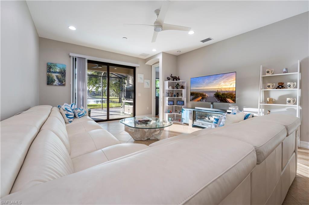 11243 Monte Carlo BLVD