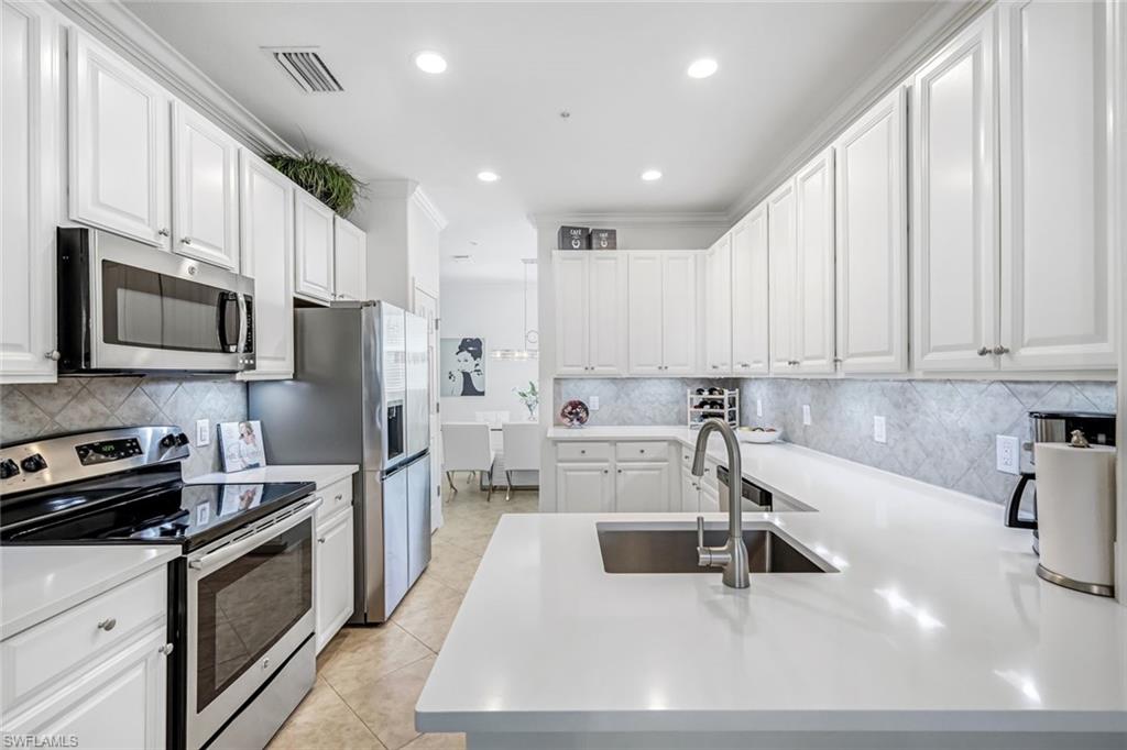 10256 Cobble Notch LOOP # 201