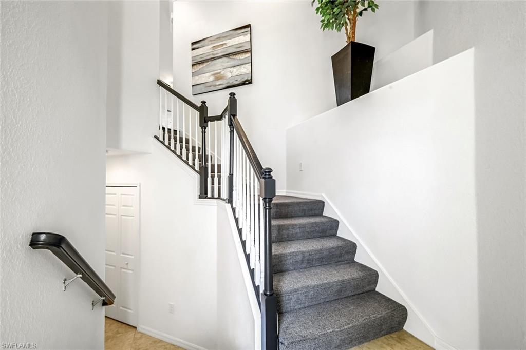 10256 Cobble Notch LOOP # 201