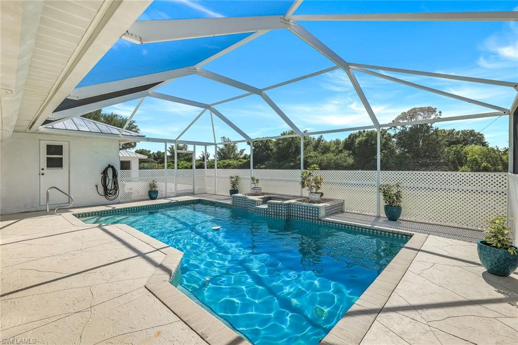 6029 & 6031 Higgins AVE