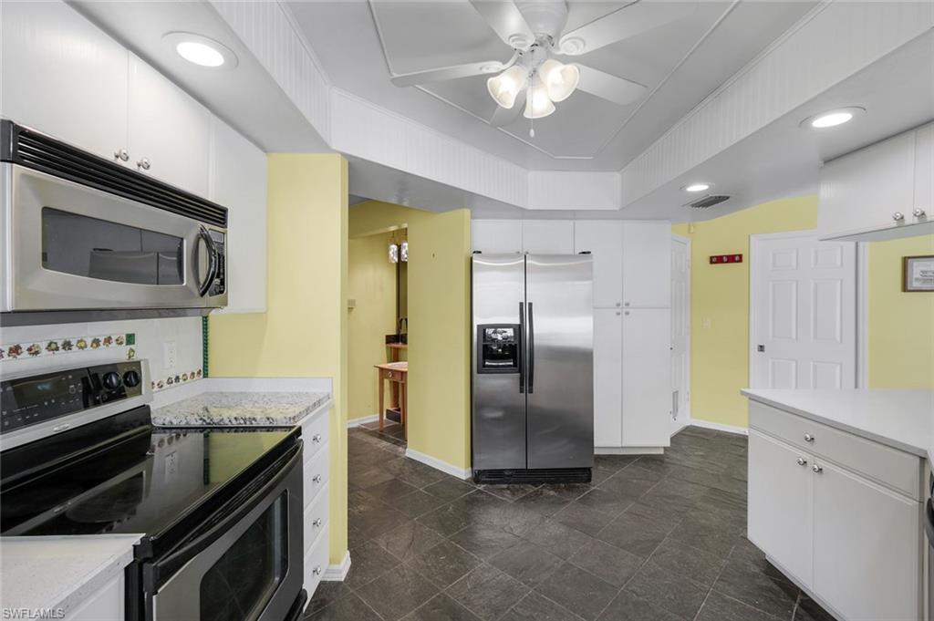 6029 & 6031 Higgins AVE