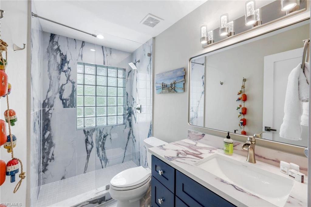 4911 Esplanade ST