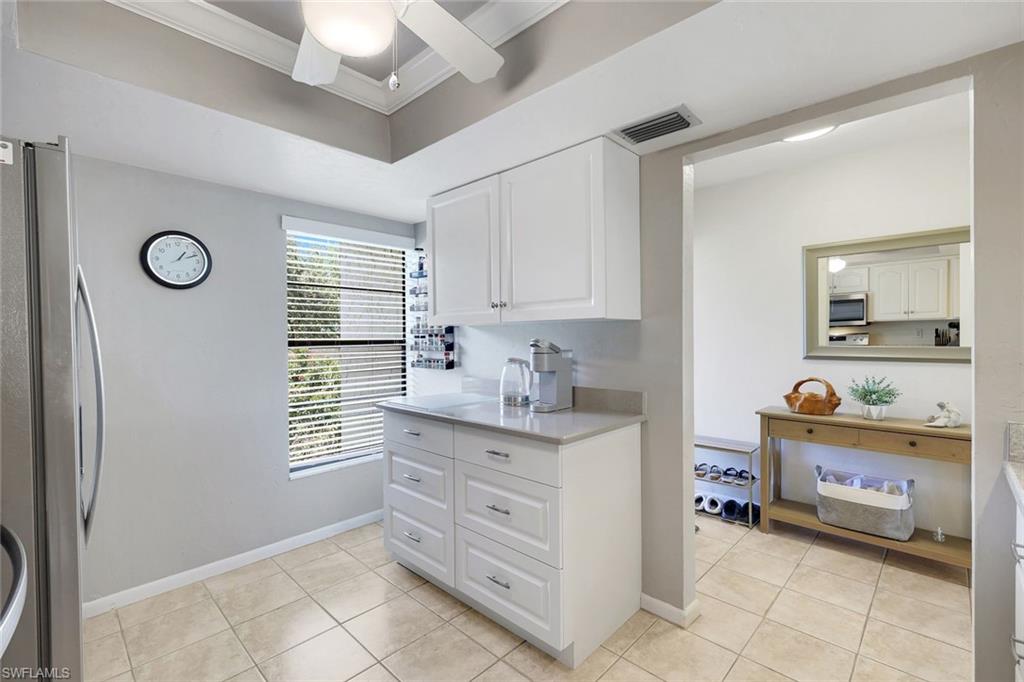 960 Palm View DR 209