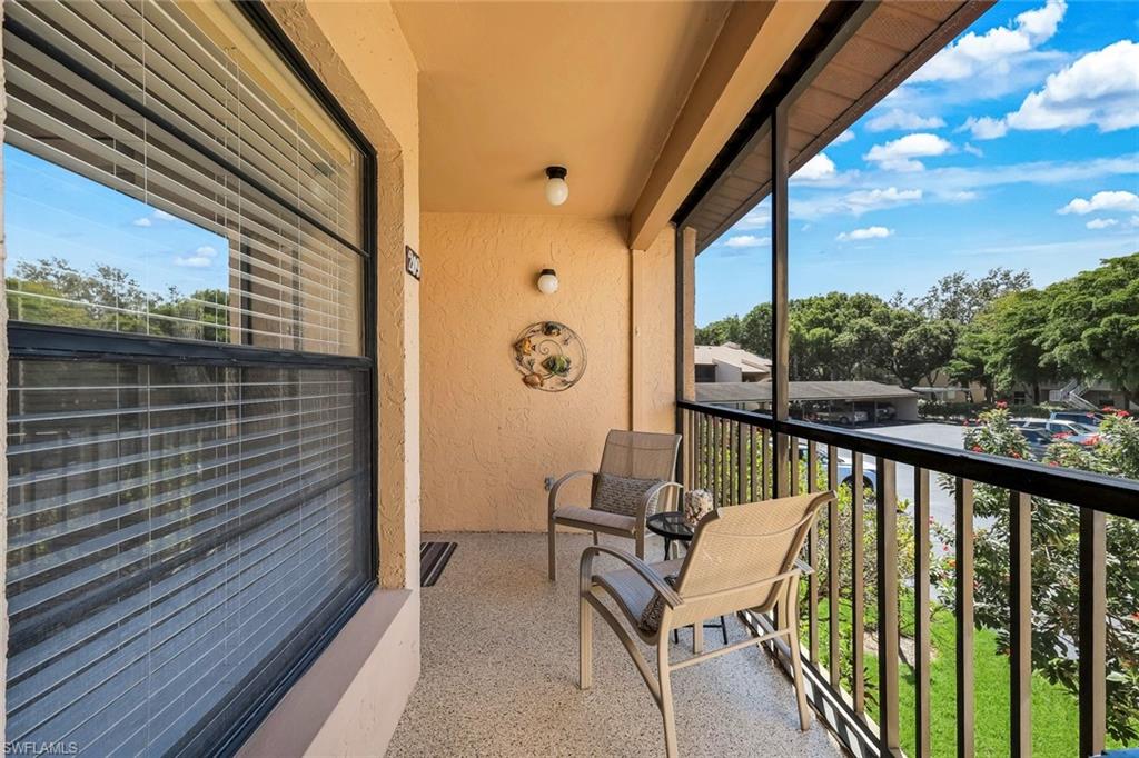 960 Palm View DR 209