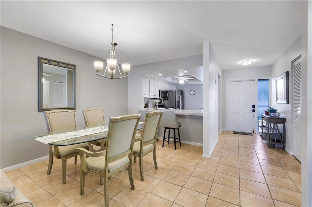 960 Palm View DR 209
