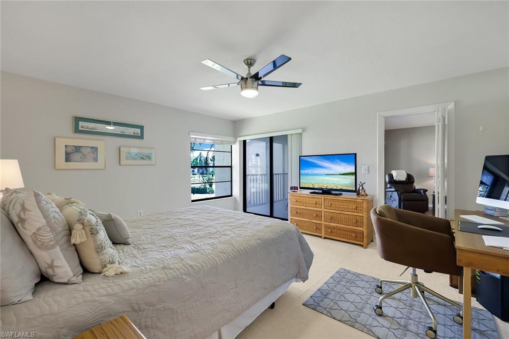 960 Palm View DR 209