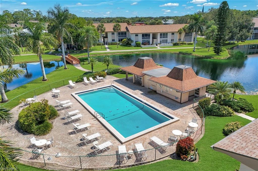 960 Palm View DR 209