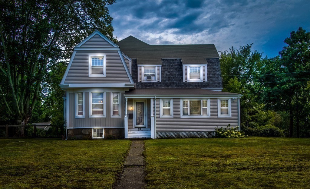 25 Middle Street