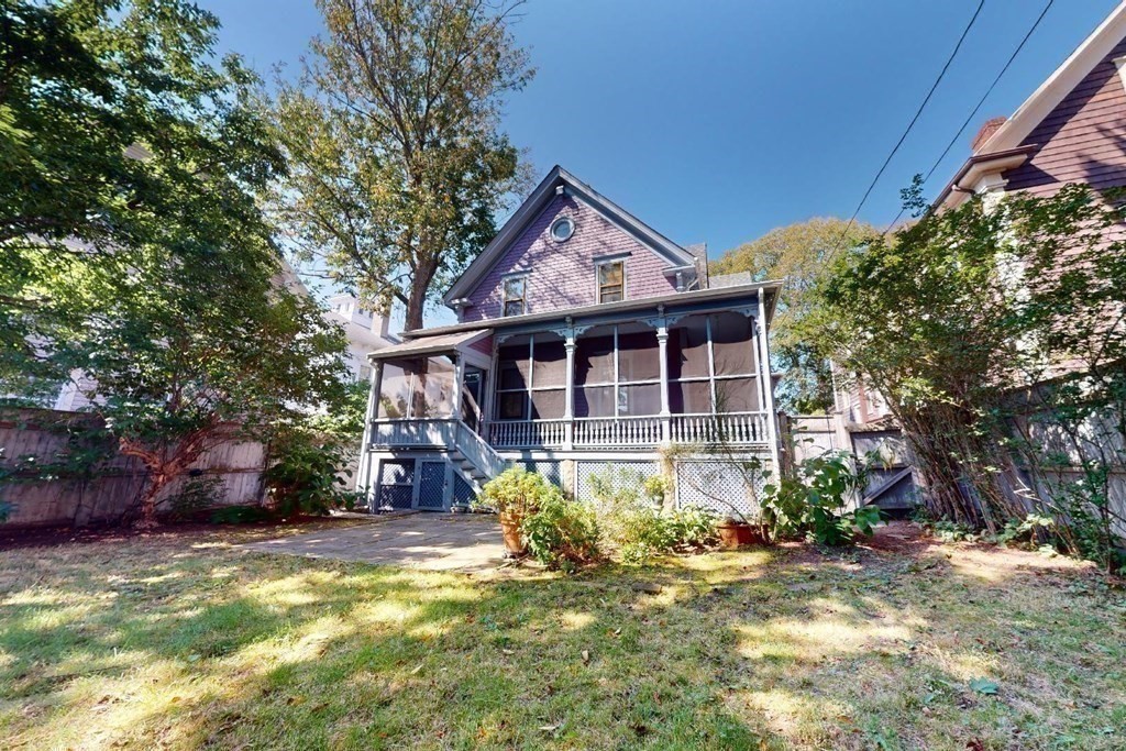 52 Morgan St