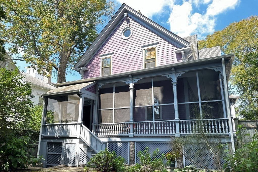 52 Morgan St