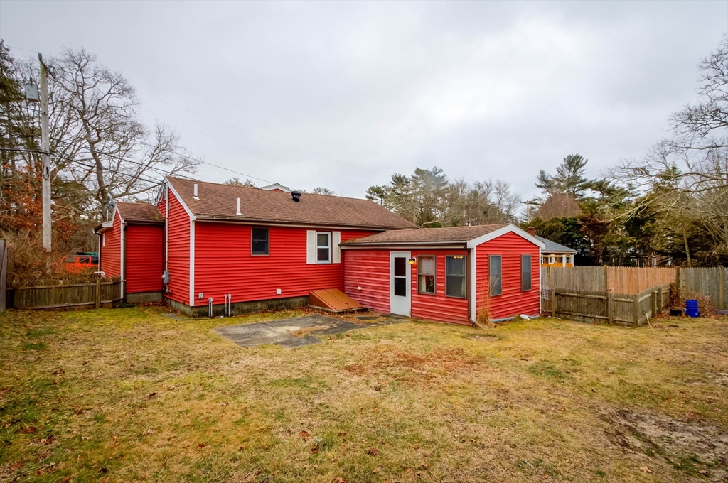 102 Lake Dr