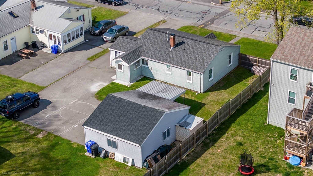 14 Maple St