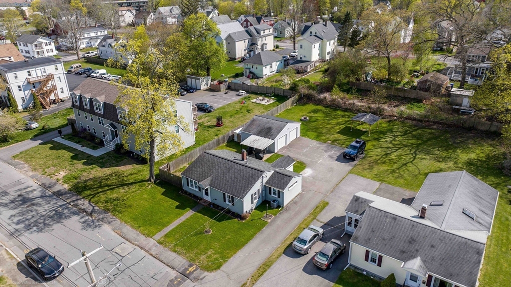 14 Maple St