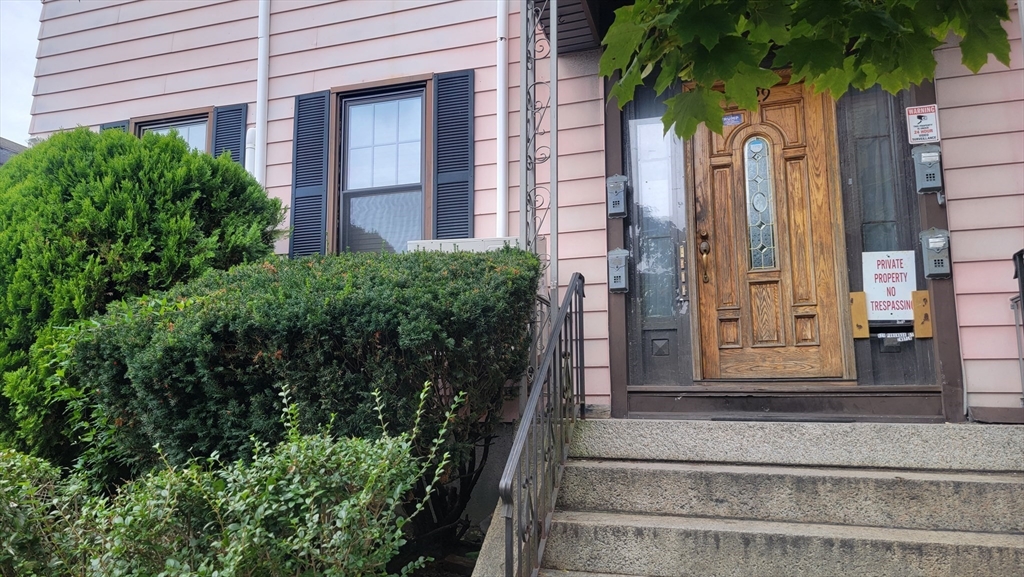 629 Purchase St