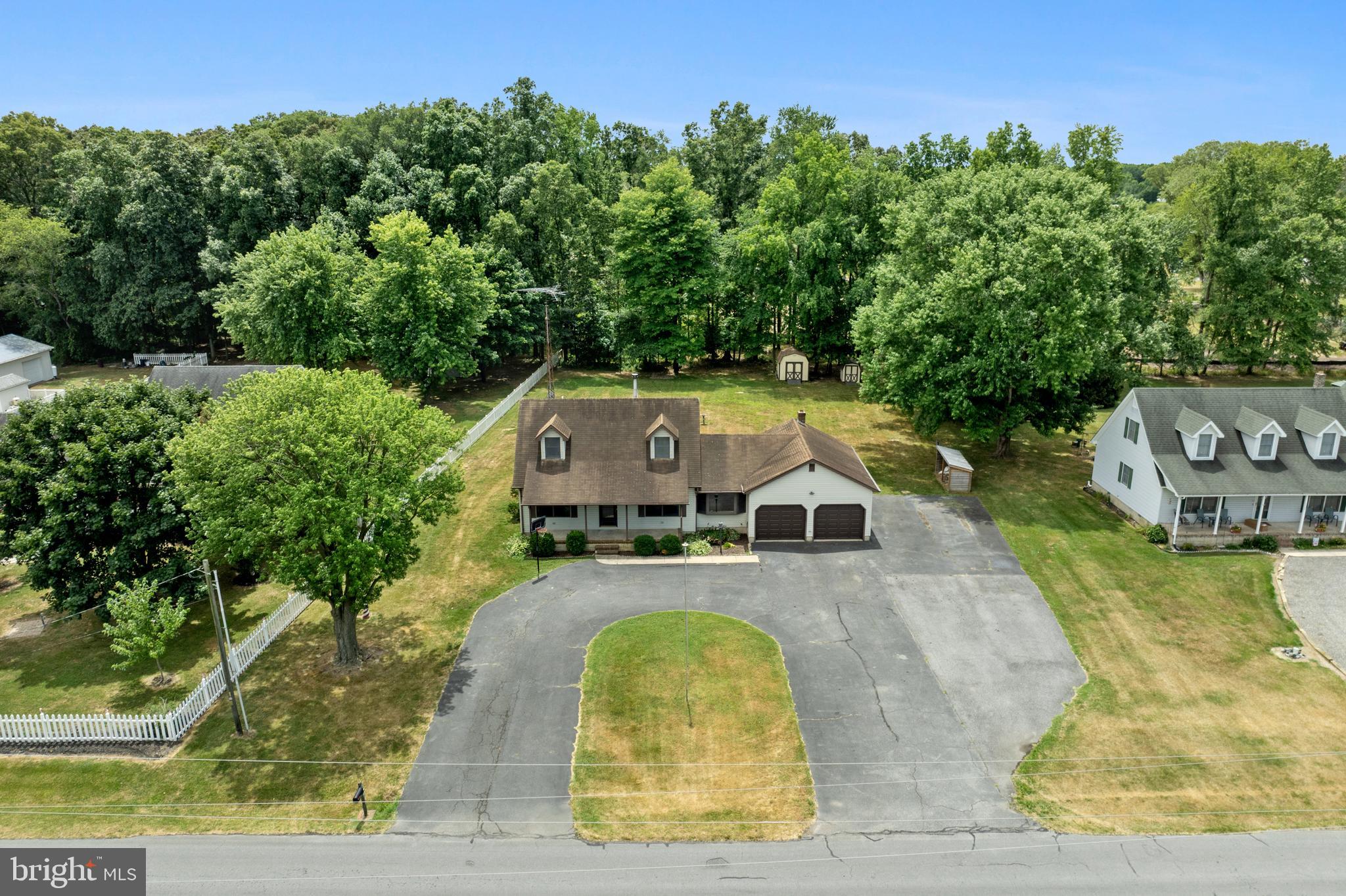 1336 Hourglass Rd