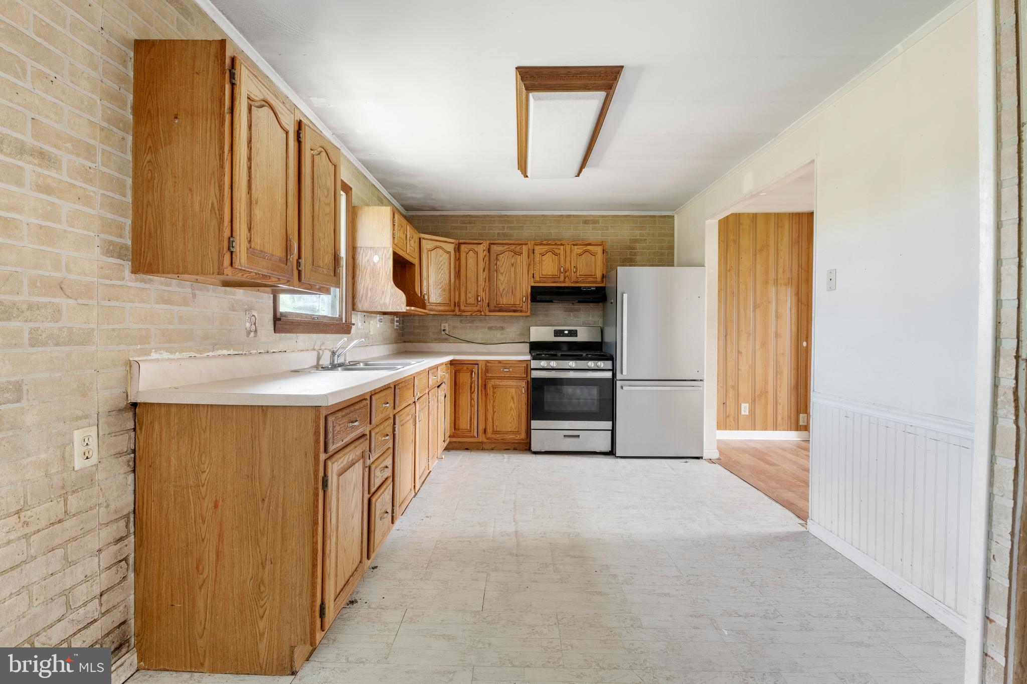 208 North Dr