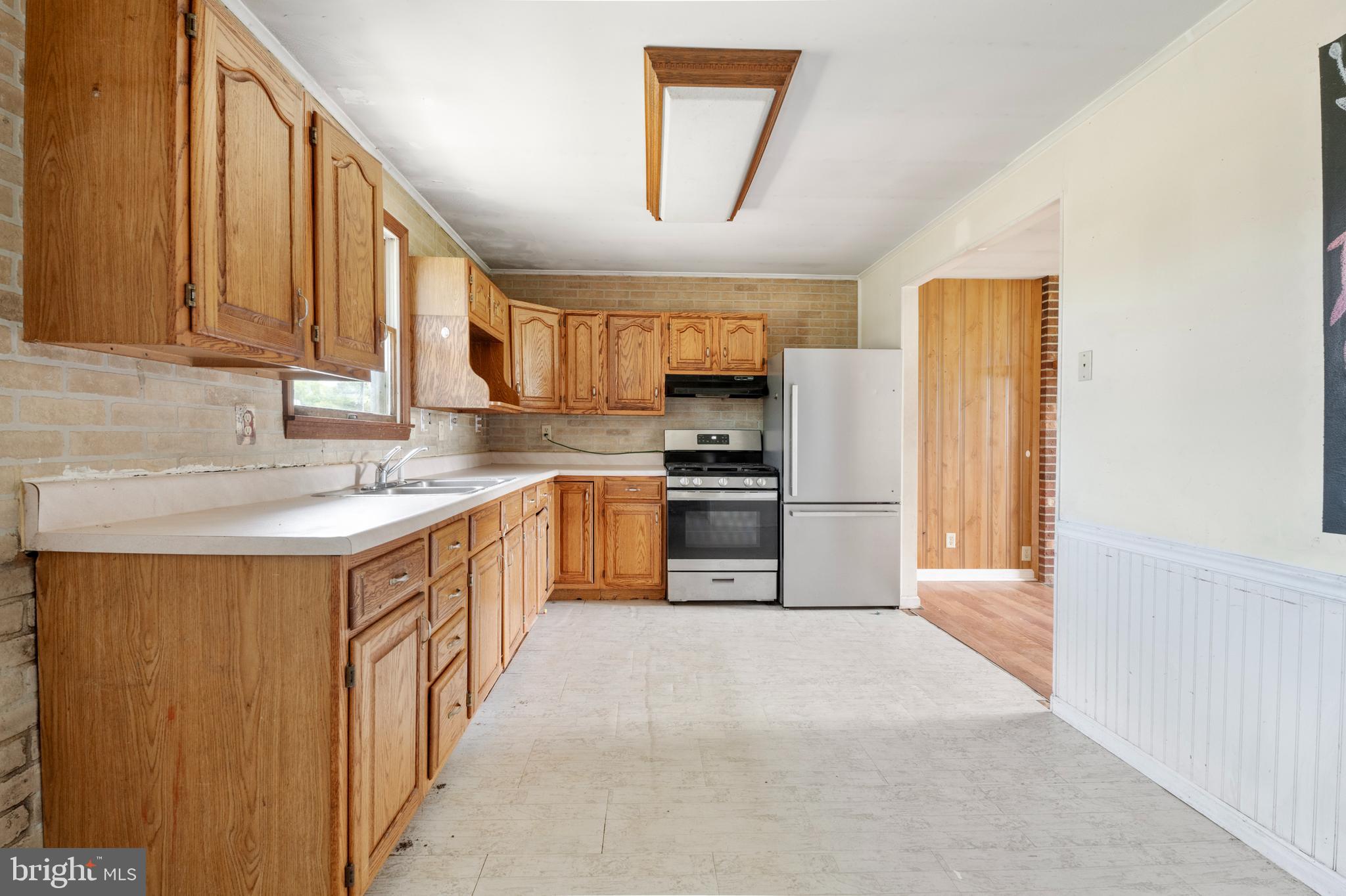 208 North Dr