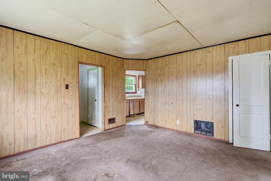 1116 JANES ROAD