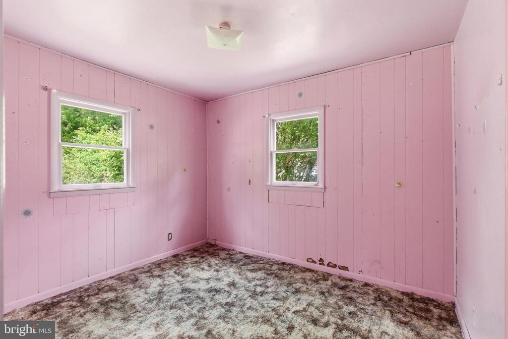 1116 JANES ROAD