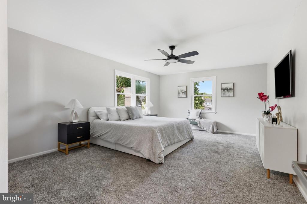 56 OWLS NEST CIRCLE