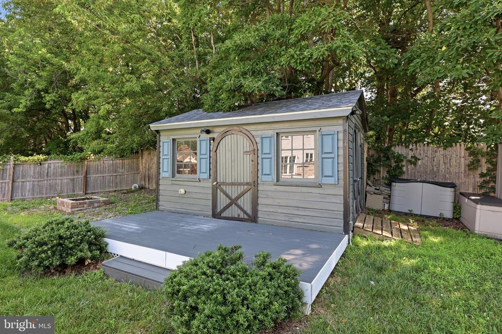 56 OWLS NEST CIRCLE