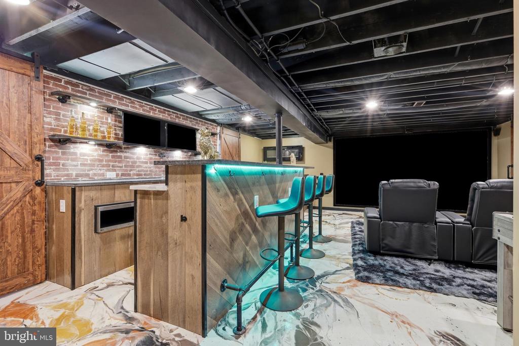 56 OWLS NEST CIRCLE