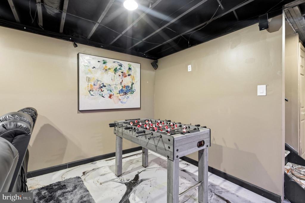 56 OWLS NEST CIRCLE