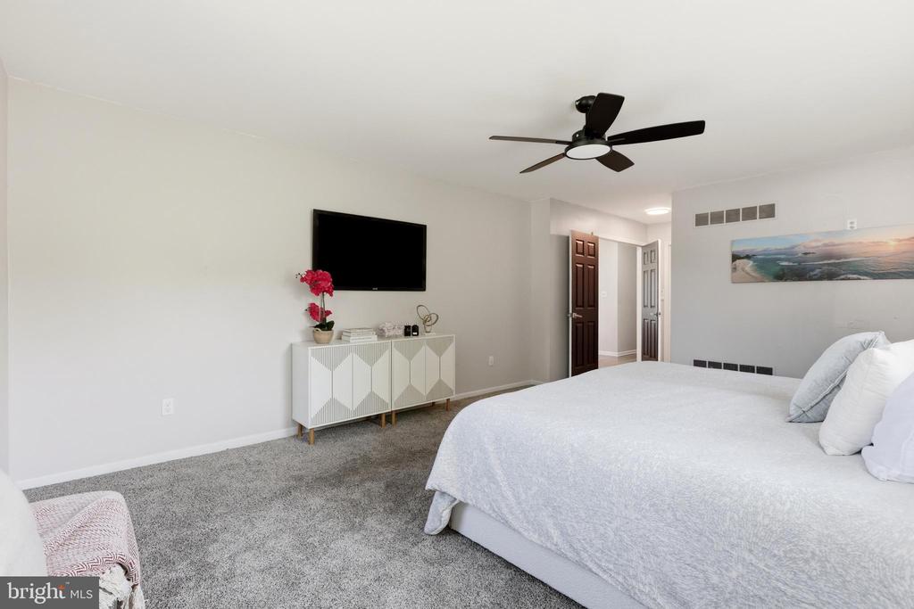 56 OWLS NEST CIRCLE