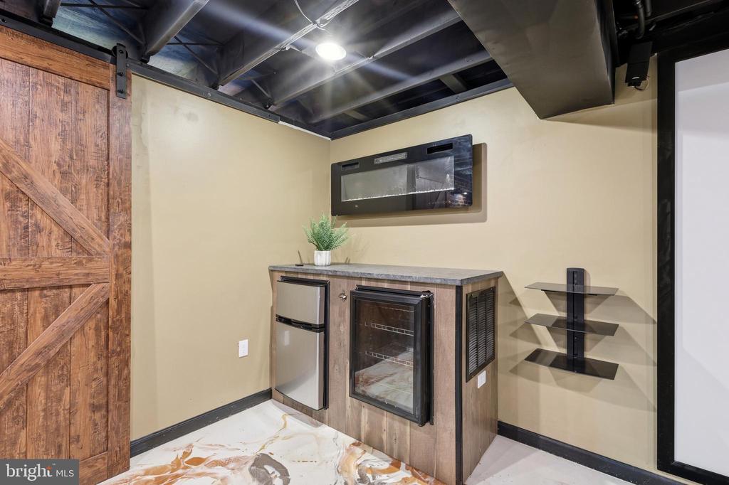 56 OWLS NEST CIRCLE