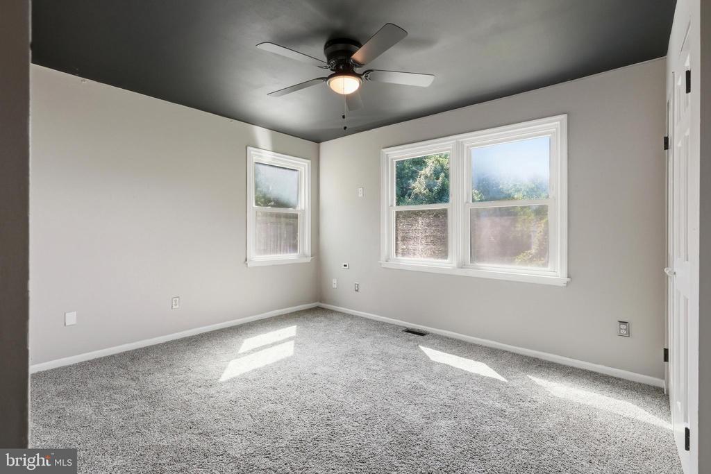 56 OWLS NEST CIRCLE
