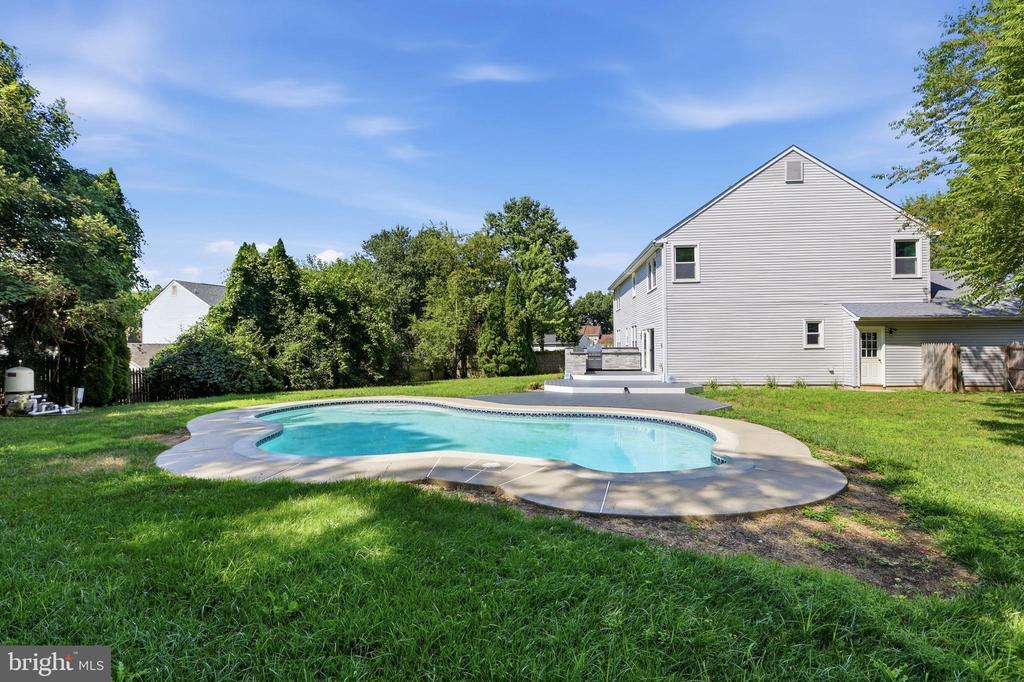 56 OWLS NEST CIRCLE
