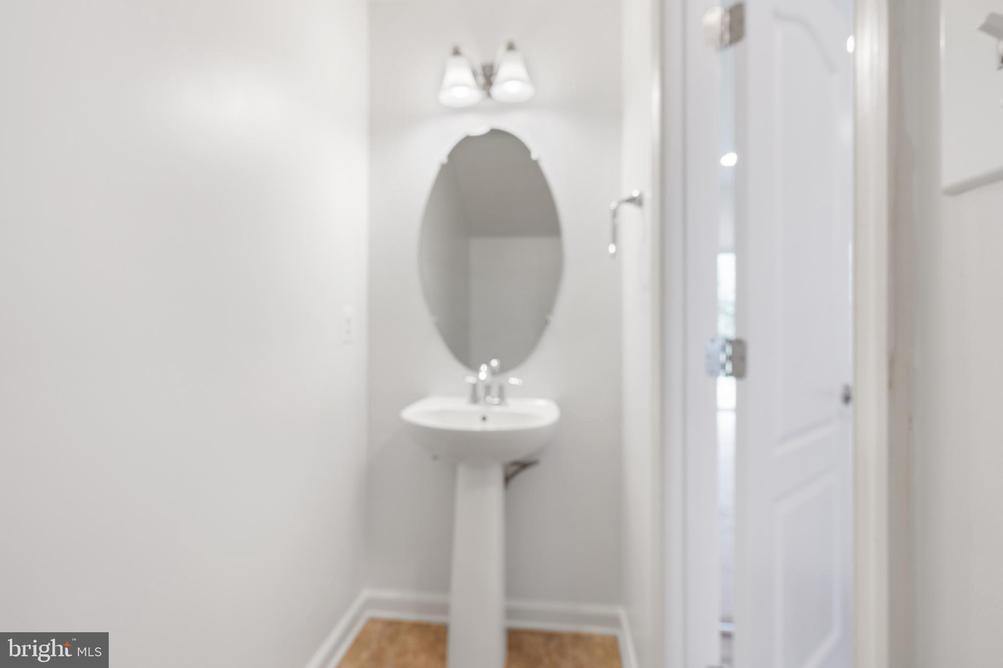 8409 Wood Thrush Way