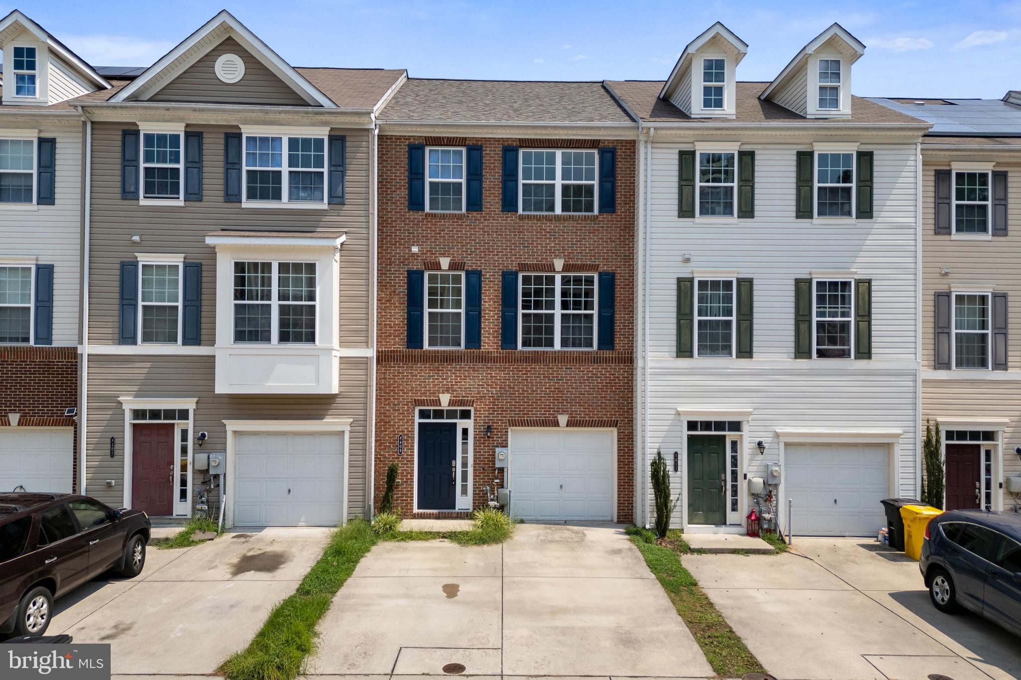 8409 Wood Thrush Way