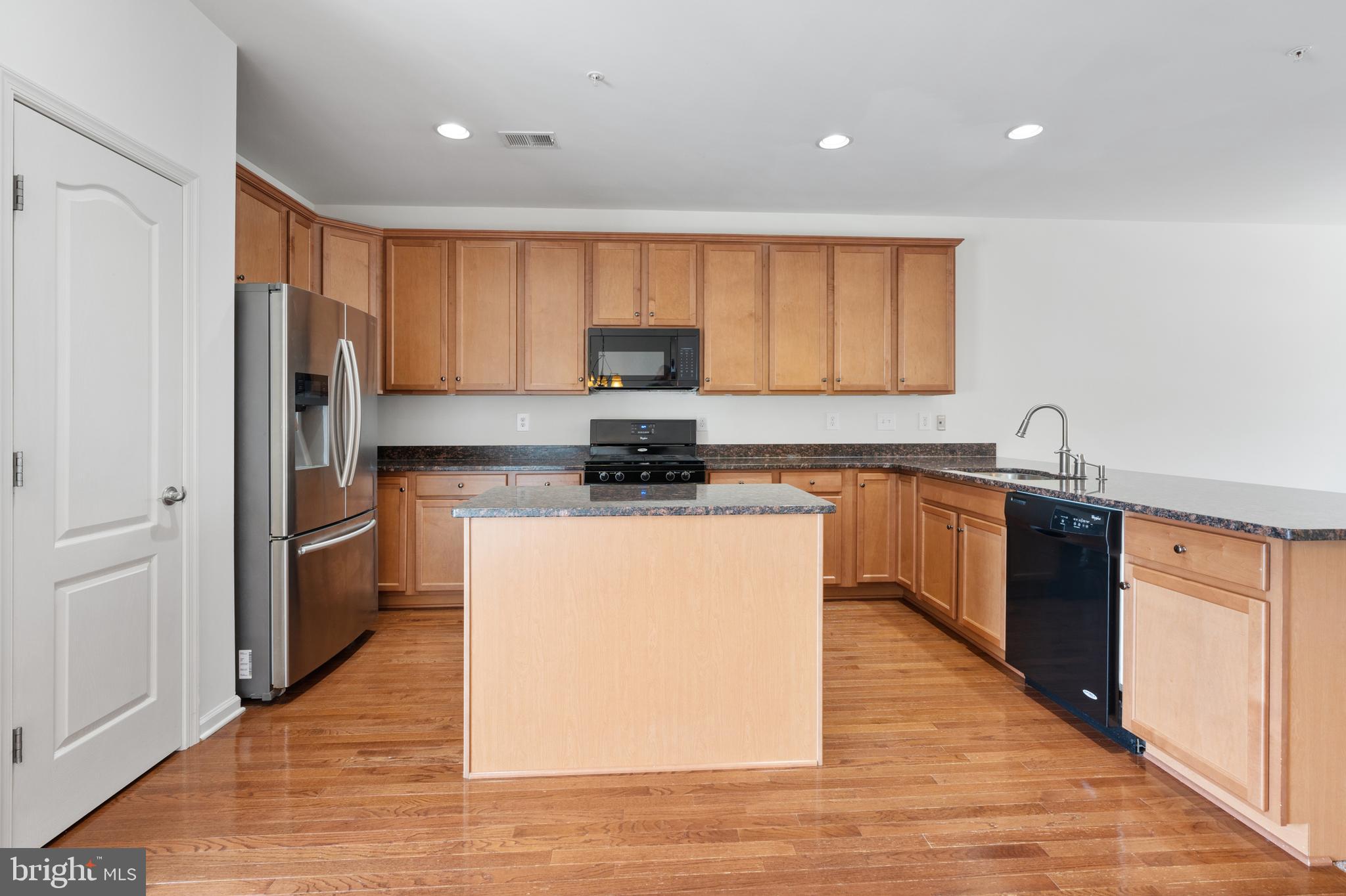 8409 Wood Thrush Way