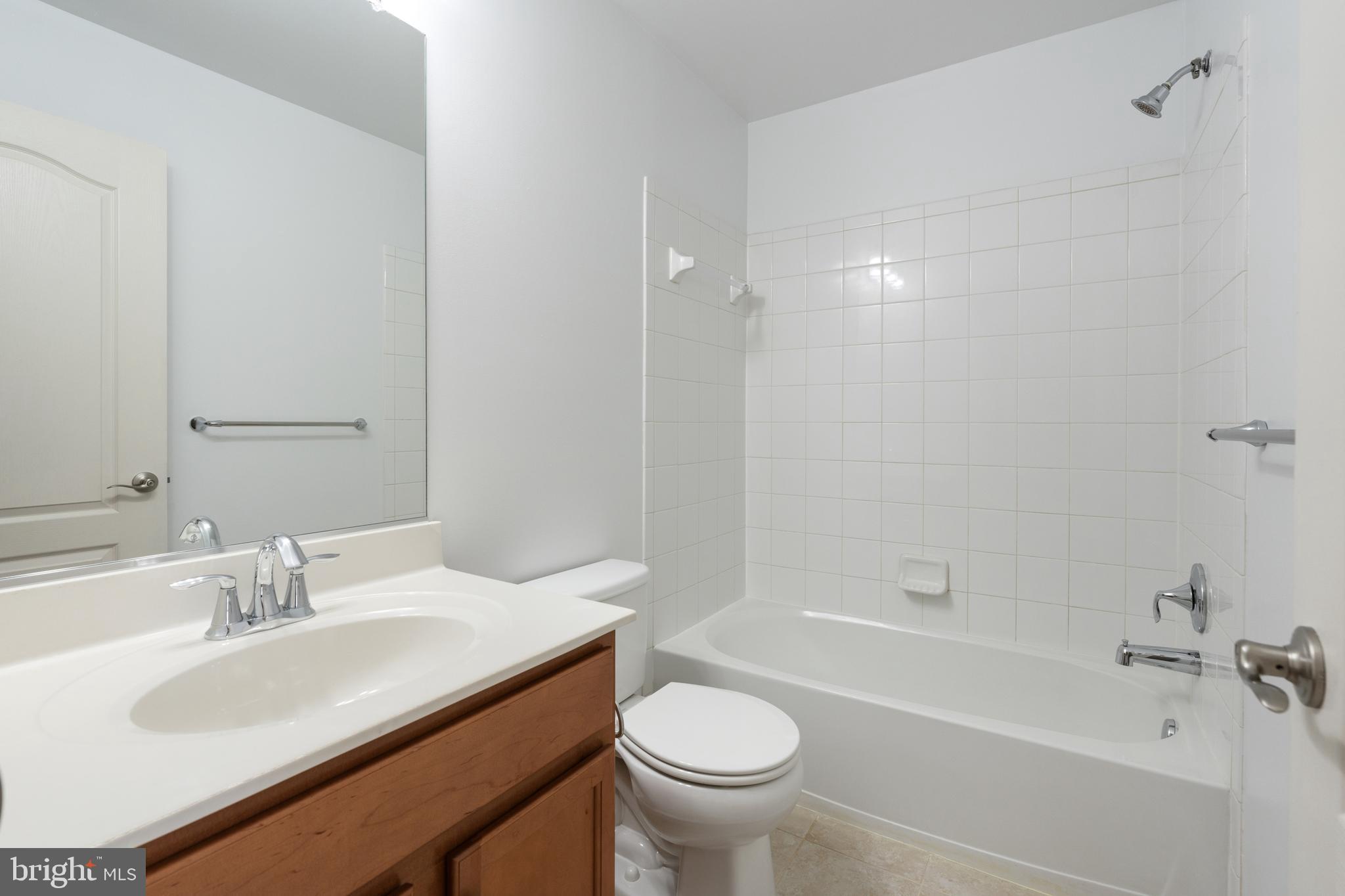 8409 Wood Thrush Way