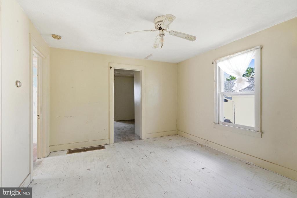 709 DEER PARK ROAD