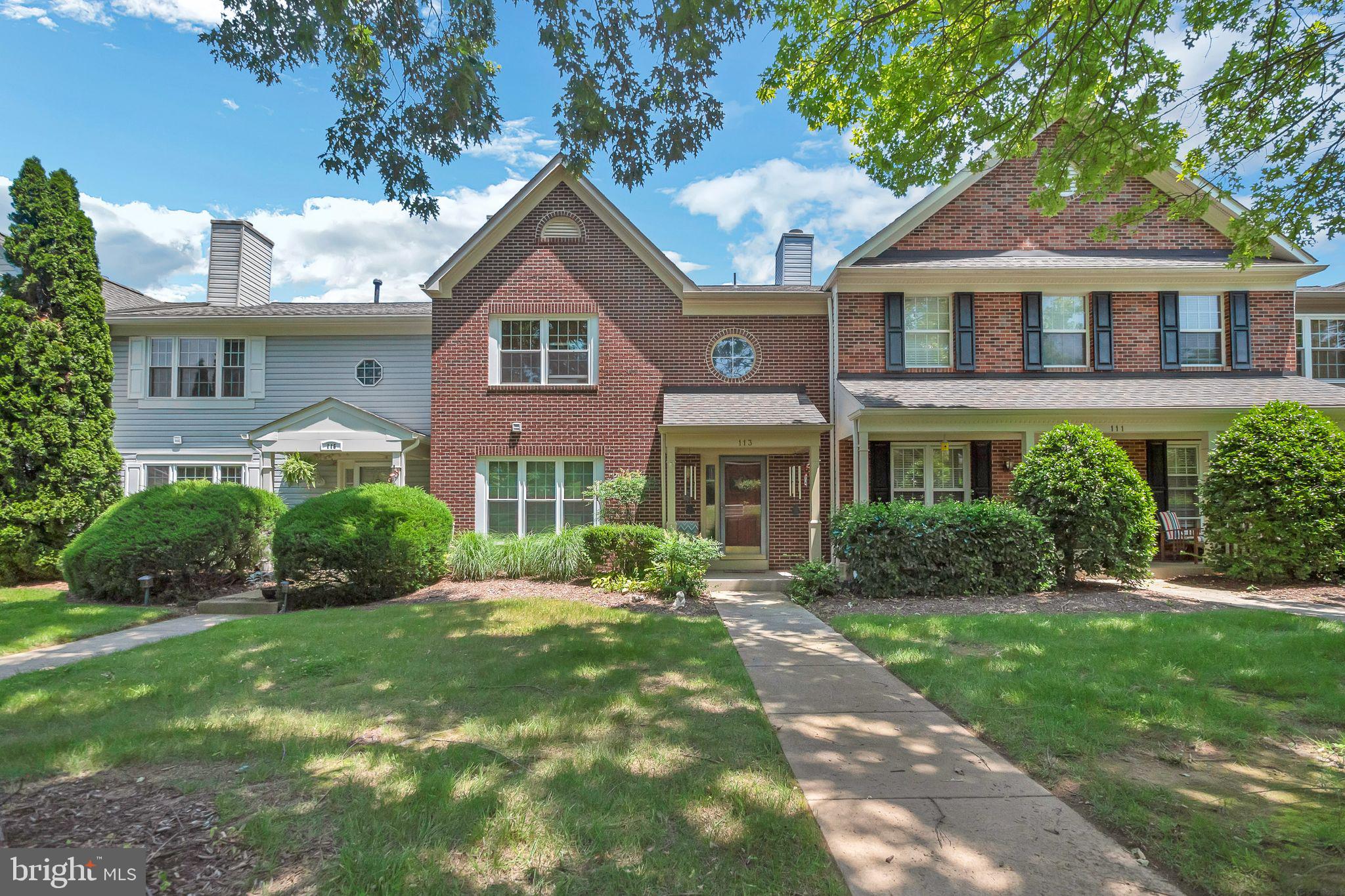 113 New Castle Ct
