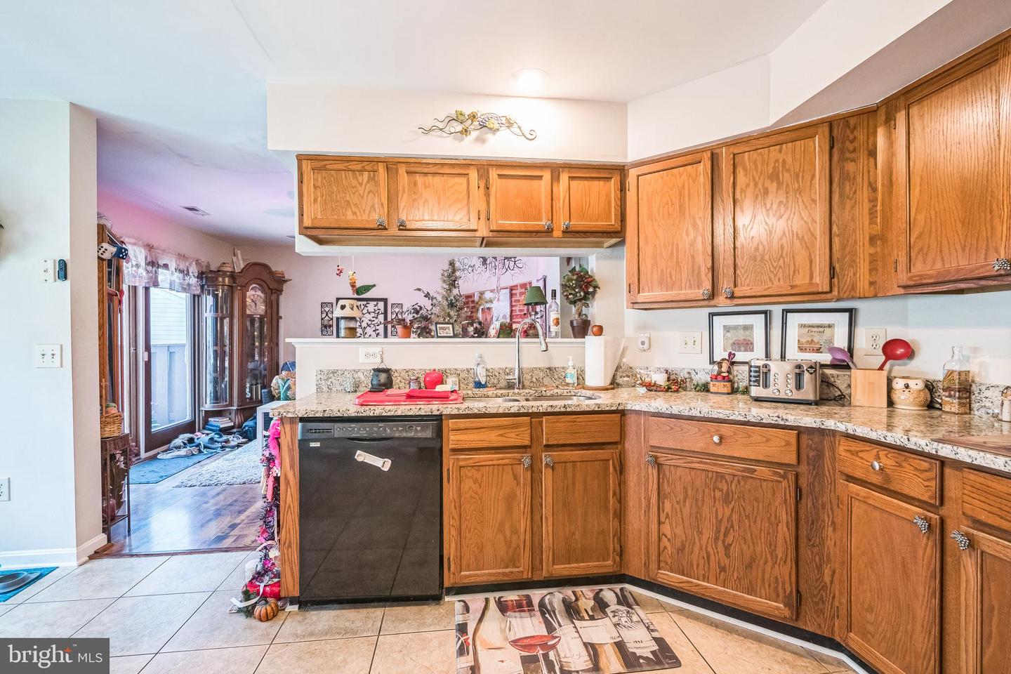 113 New Castle Ct