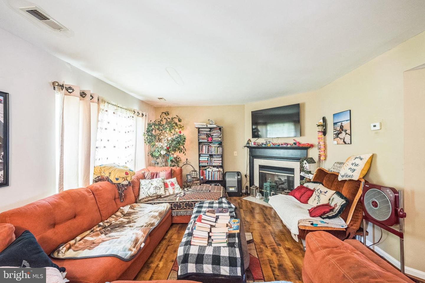 113 New Castle Ct