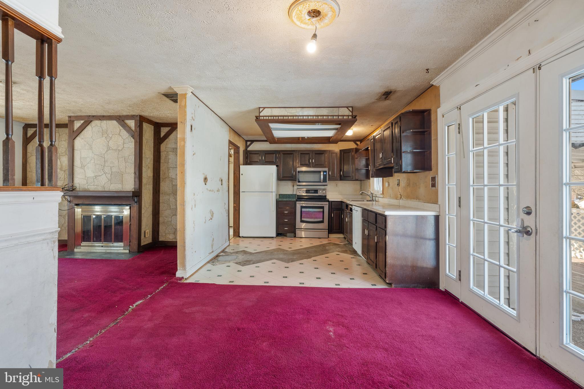 424 Trimble Rd