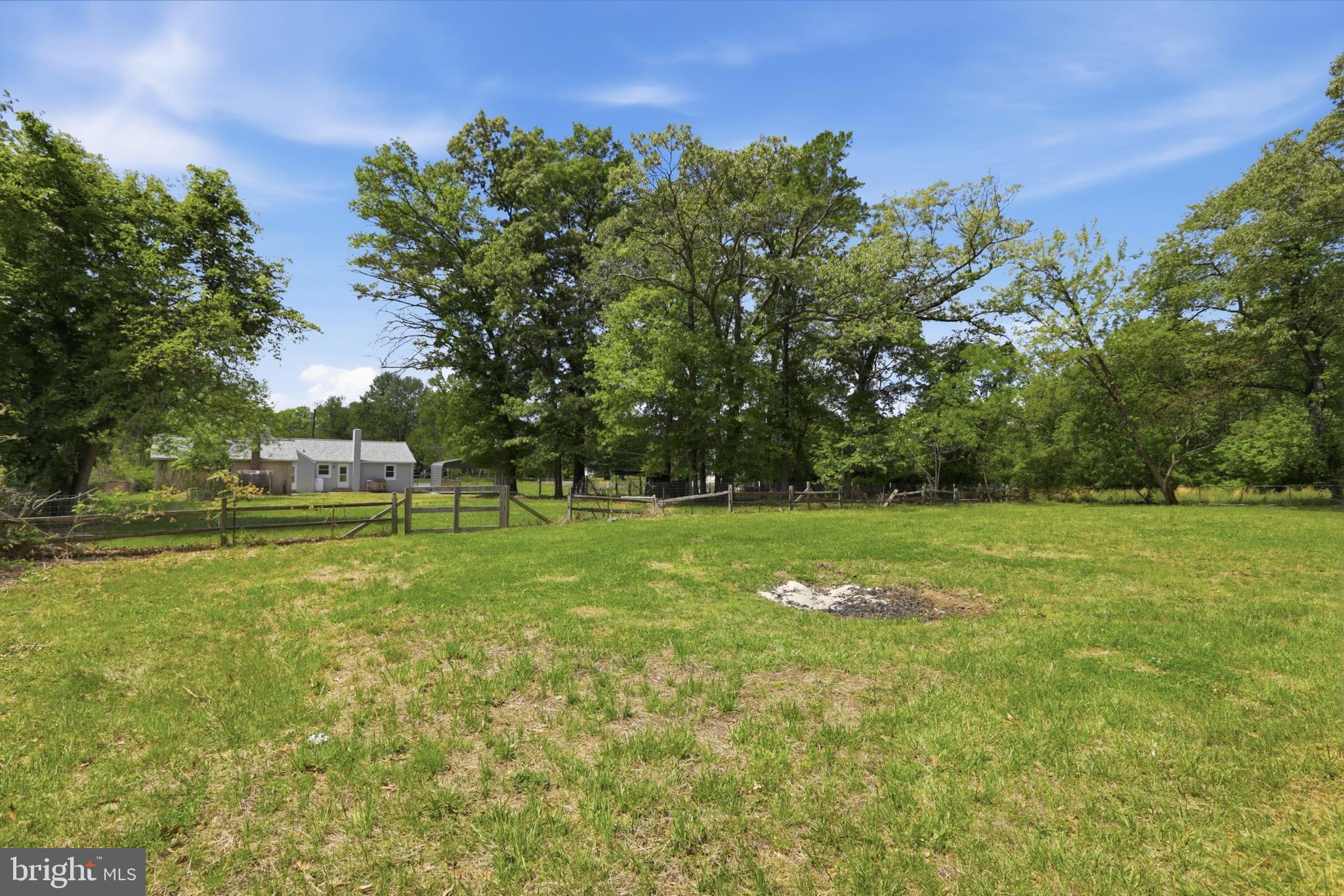 7725 WILLS LANE