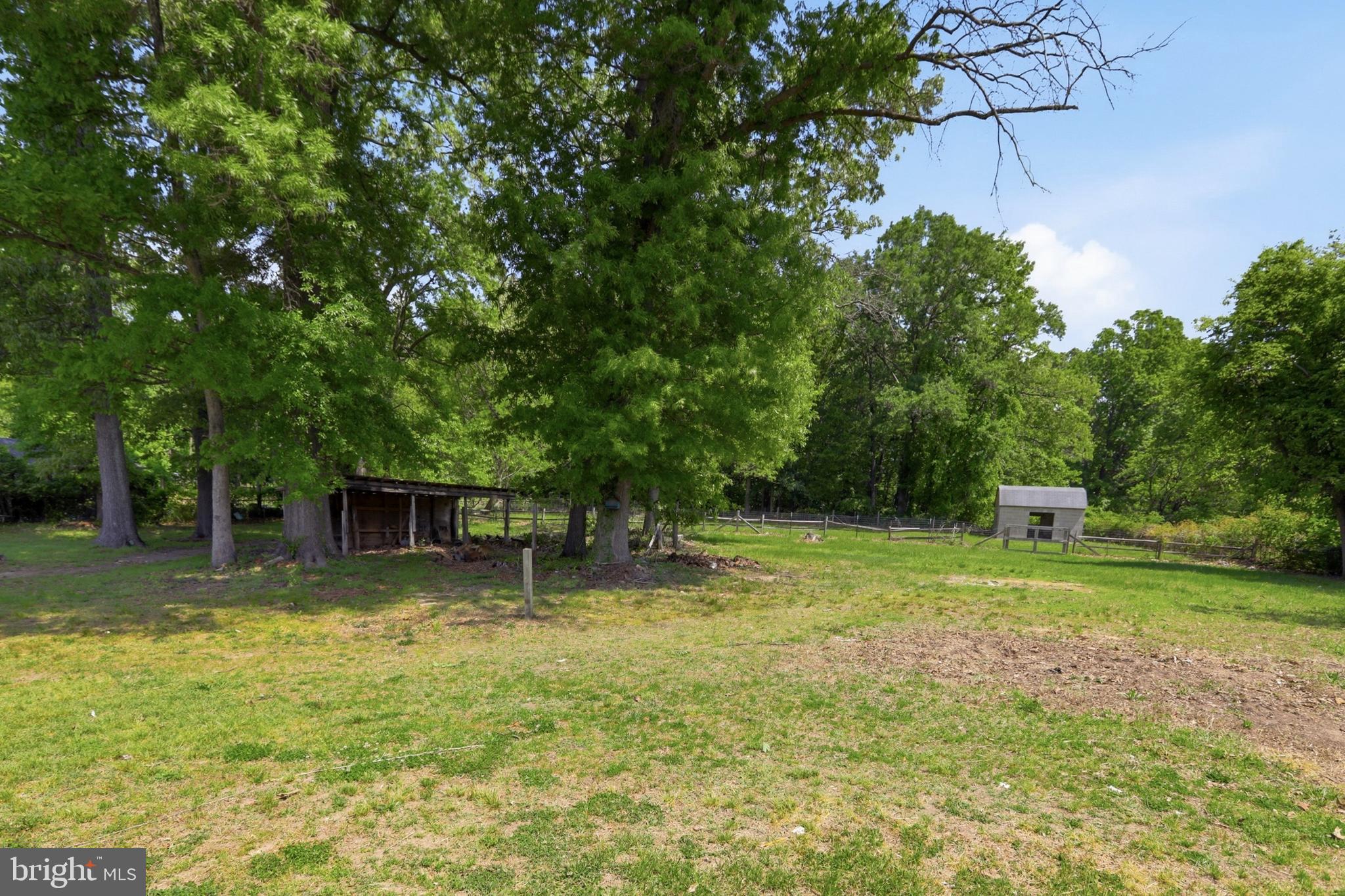 7725 WILLS LANE