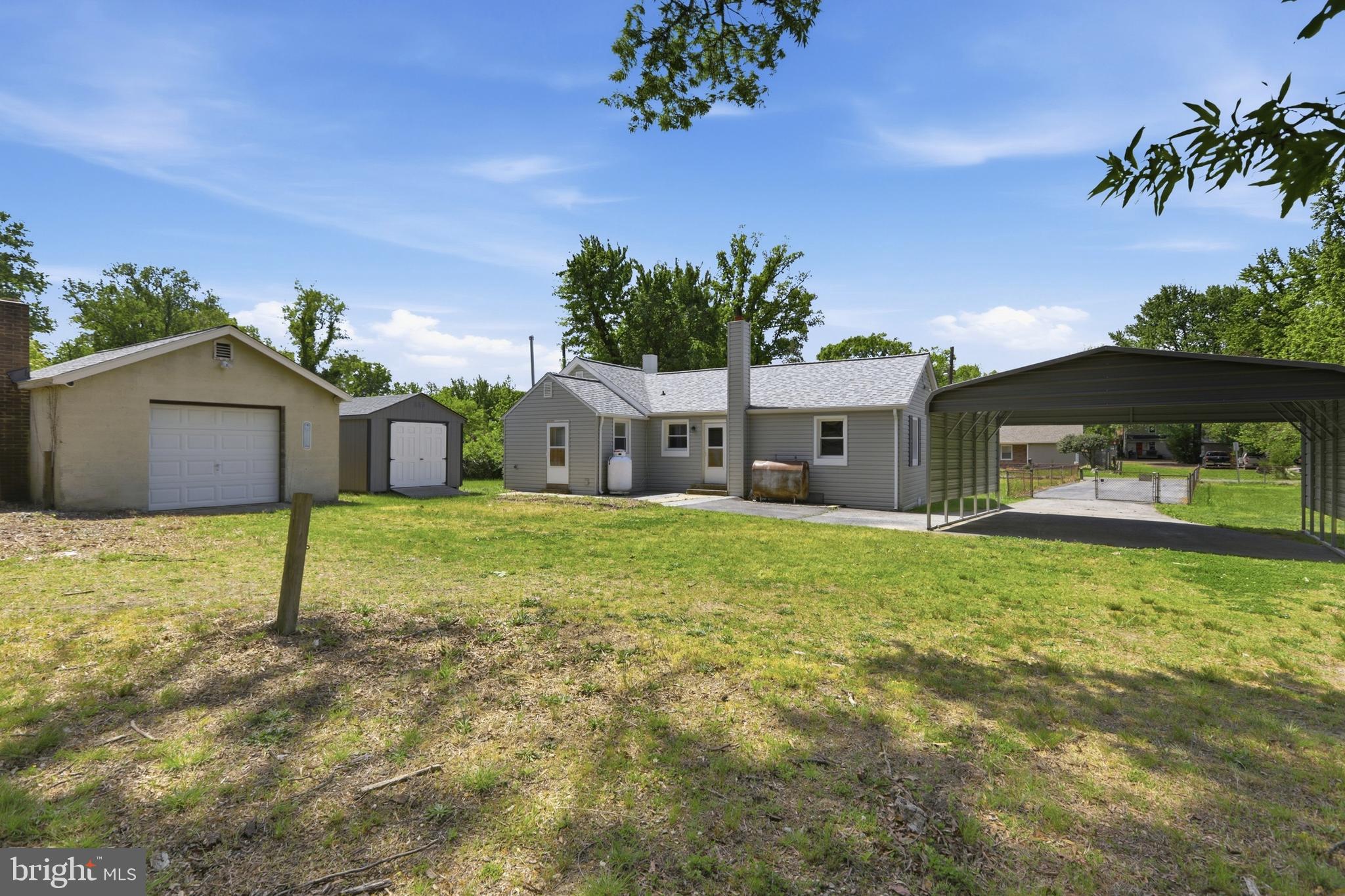 7725 WILLS LANE