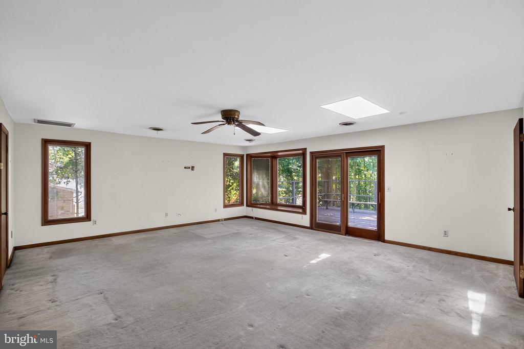 40743 MAGEE DRIVE
