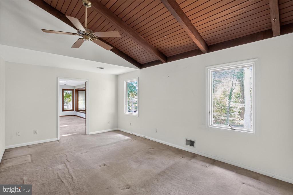 40743 MAGEE DRIVE