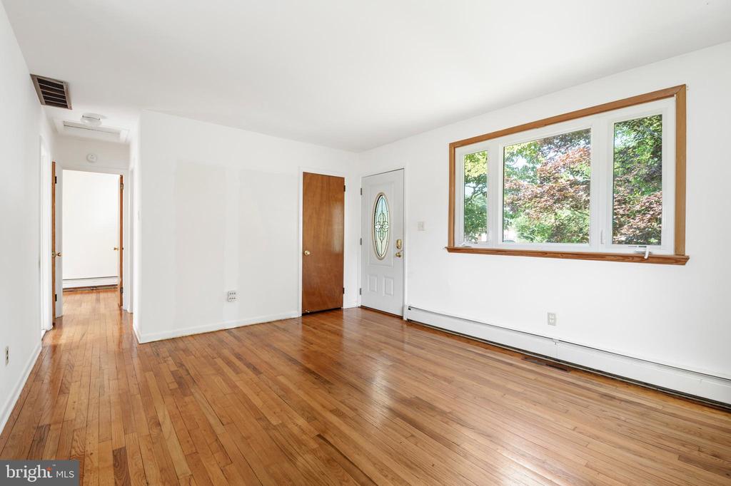 308 Fenton Ave
