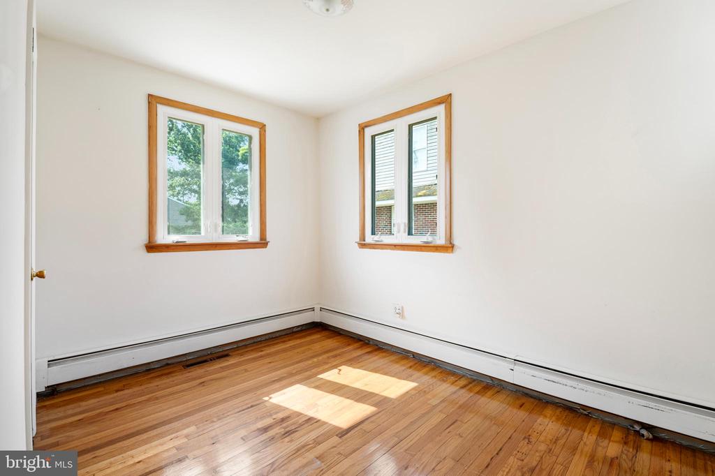 308 Fenton Ave