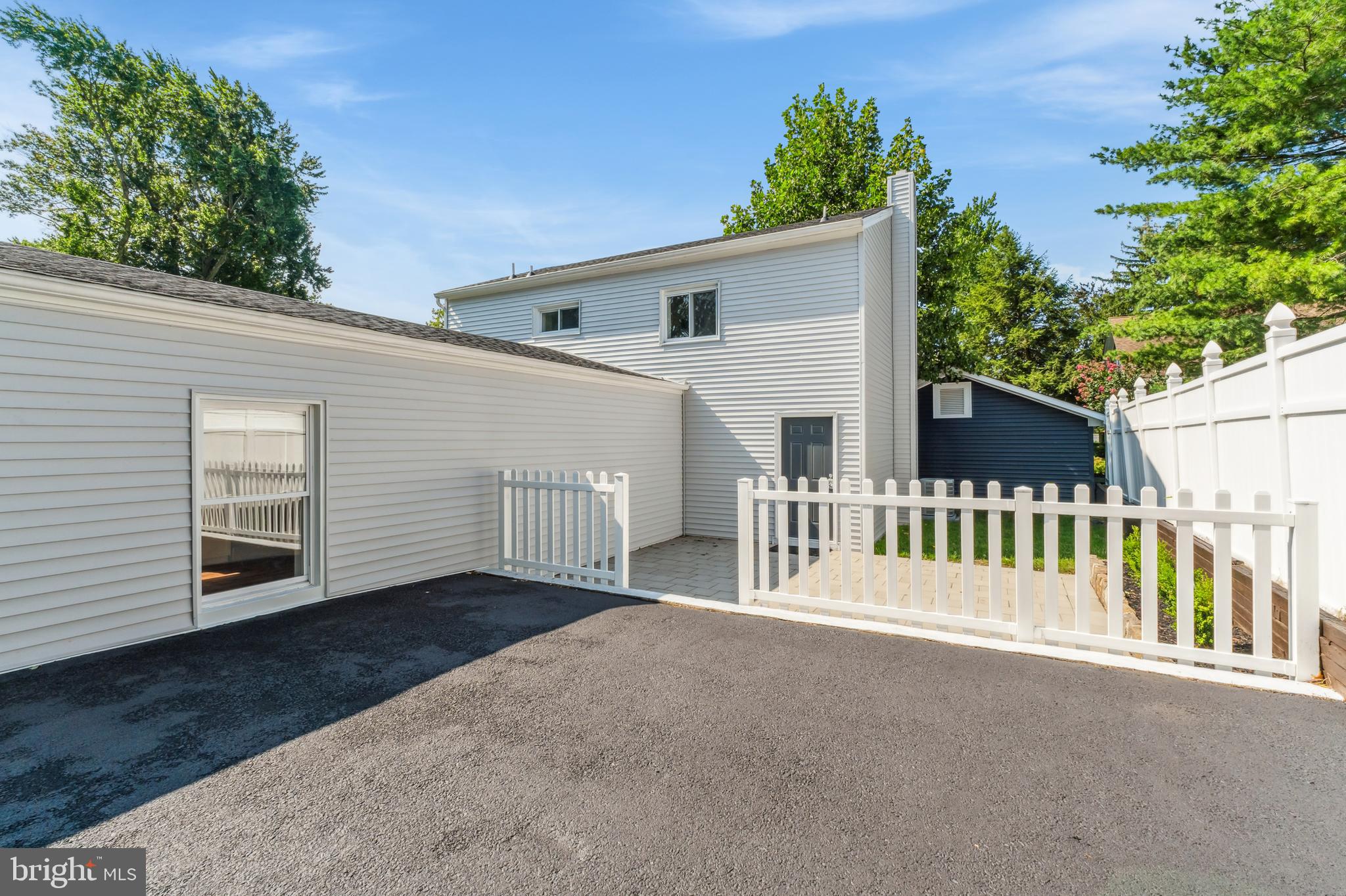 538 Buena Vista Ave