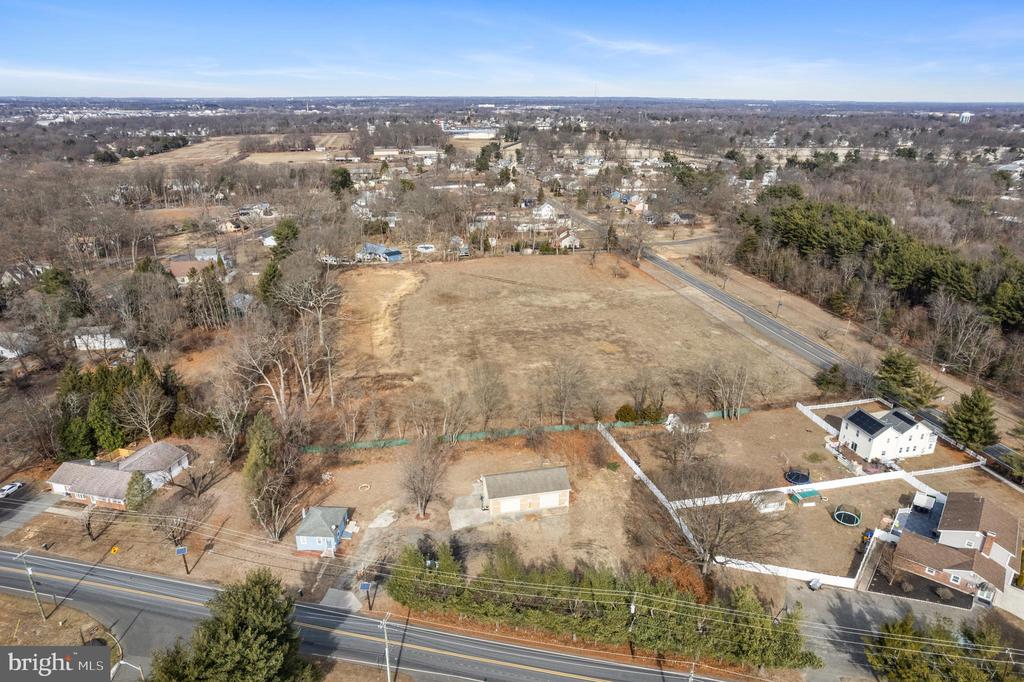 426 Delanco Rd